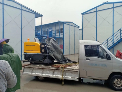 智慧清潔新里程 小型掃地車賦能中億豐建設集團公路工程建筑項目